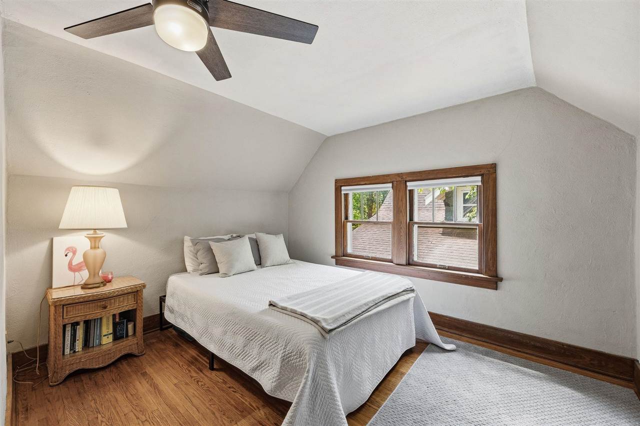 523 Rundell Street Iowa City IA 52240