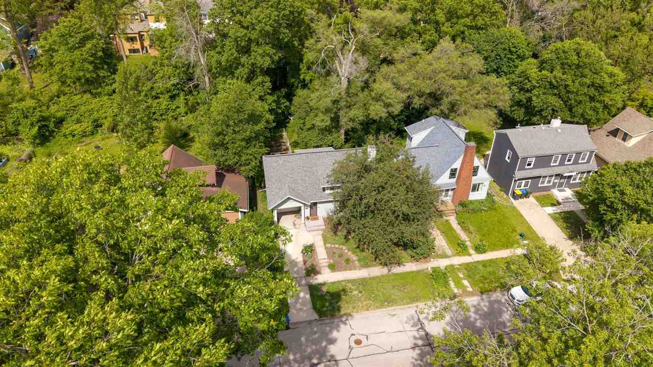 523 Rundell Street Iowa City IA 52240