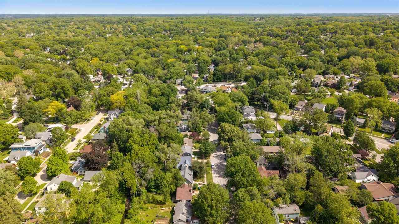 523 Rundell Street Iowa City IA 52240