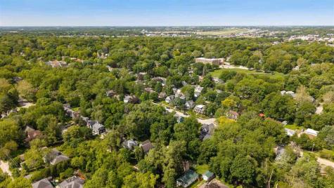 523 Rundell Street Iowa City IA 52240