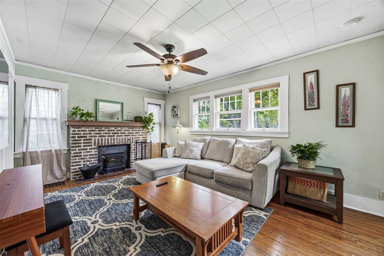 523 Rundell Street Iowa City IA 52240