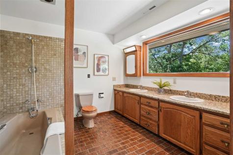4408 NE Toad Road Iowa City IA 52240