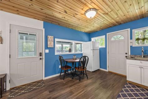 24404 204th Avenue Manchester IA 52057