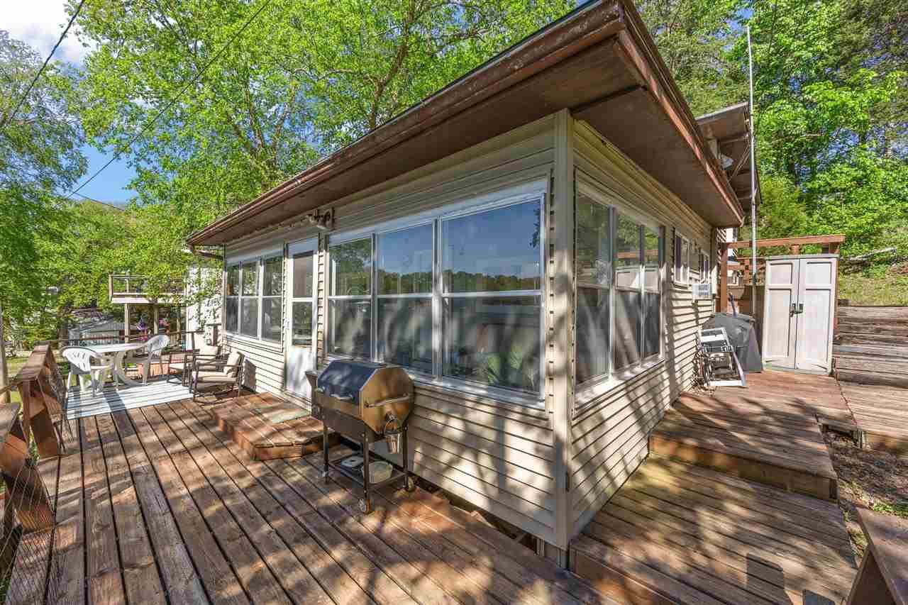 24404 204th Avenue Manchester IA 52057