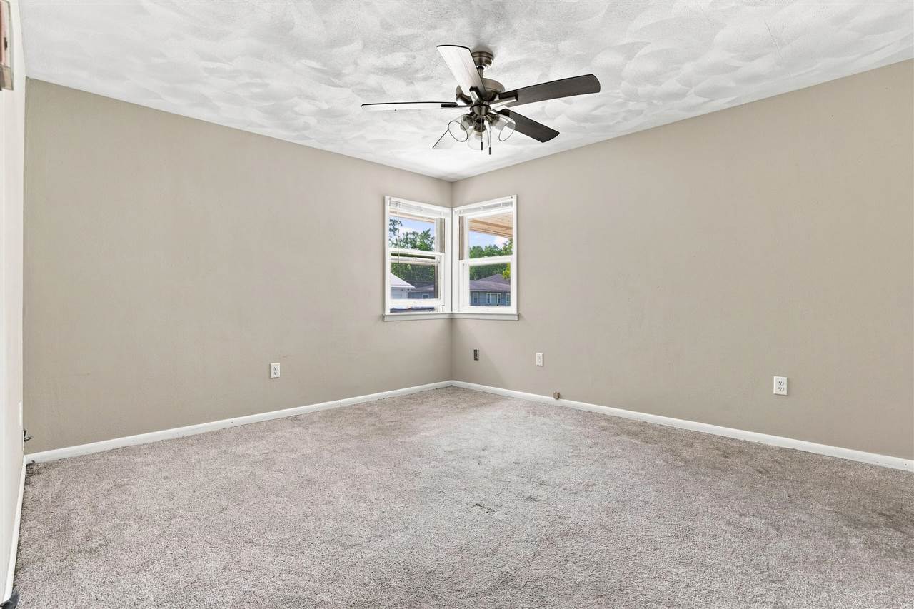 820 E Tyler Street Washington IA 52353