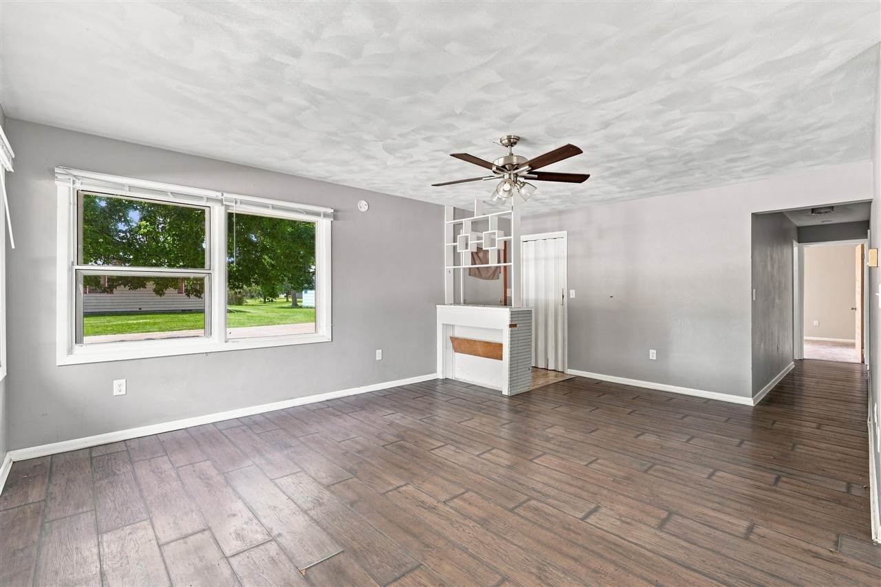 820 E Tyler Street Washington IA 52353