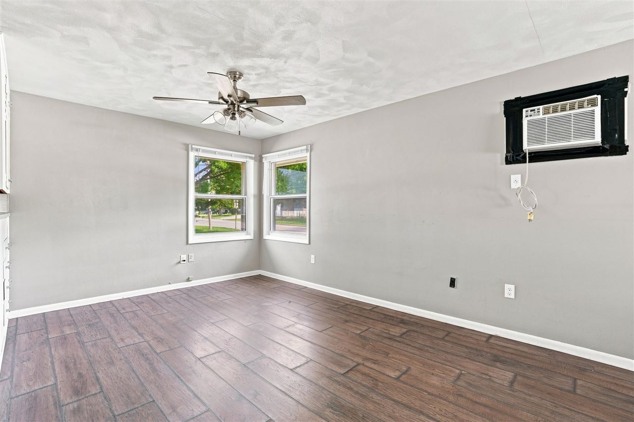 820 E Tyler Street Washington IA 52353