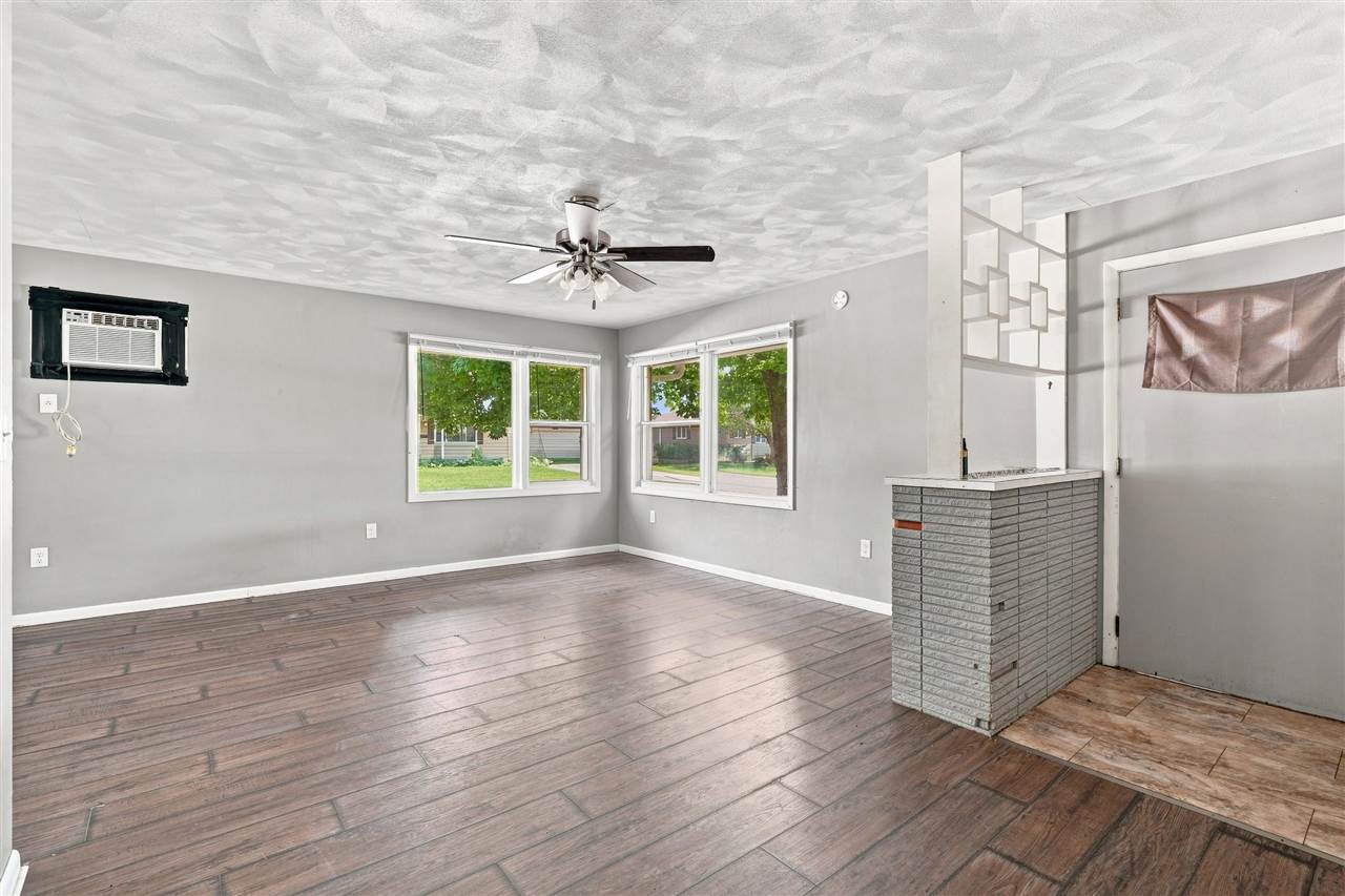 820 E Tyler Street Washington IA 52353
