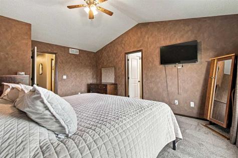 1830 Sara Court North Liberty IA 52317