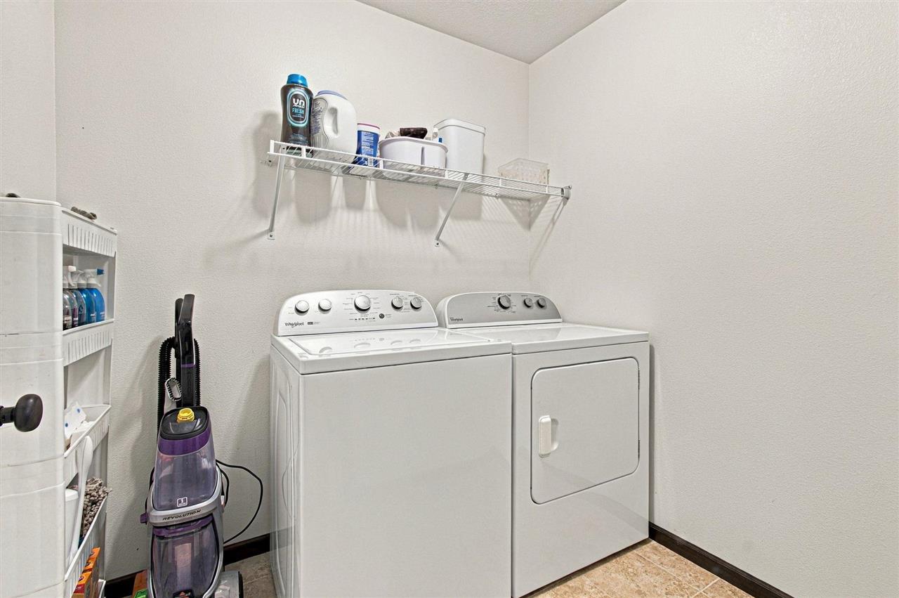 1830 Sara Court North Liberty IA 52317