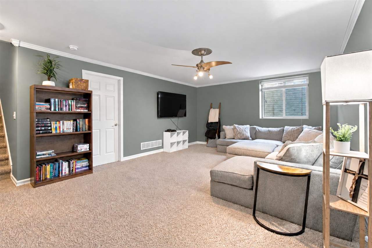 1830 Sara Court North Liberty IA 52317