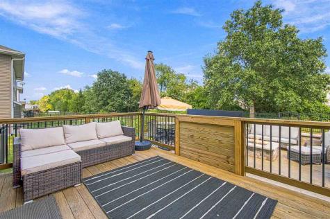 1830 Sara Court North Liberty IA 52317