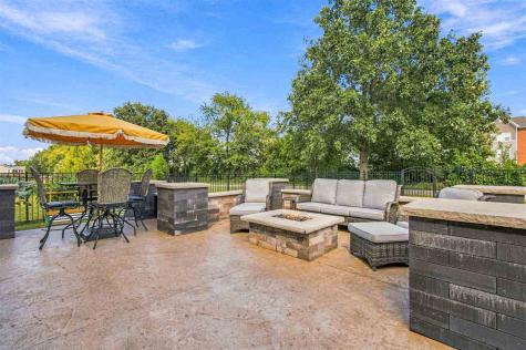 1830 Sara Court North Liberty IA 52317