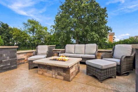 1830 Sara Court North Liberty IA 52317