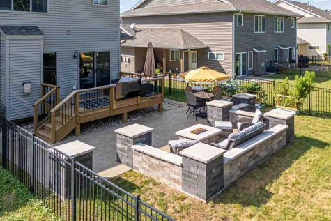 1830 Sara Court North Liberty IA 52317