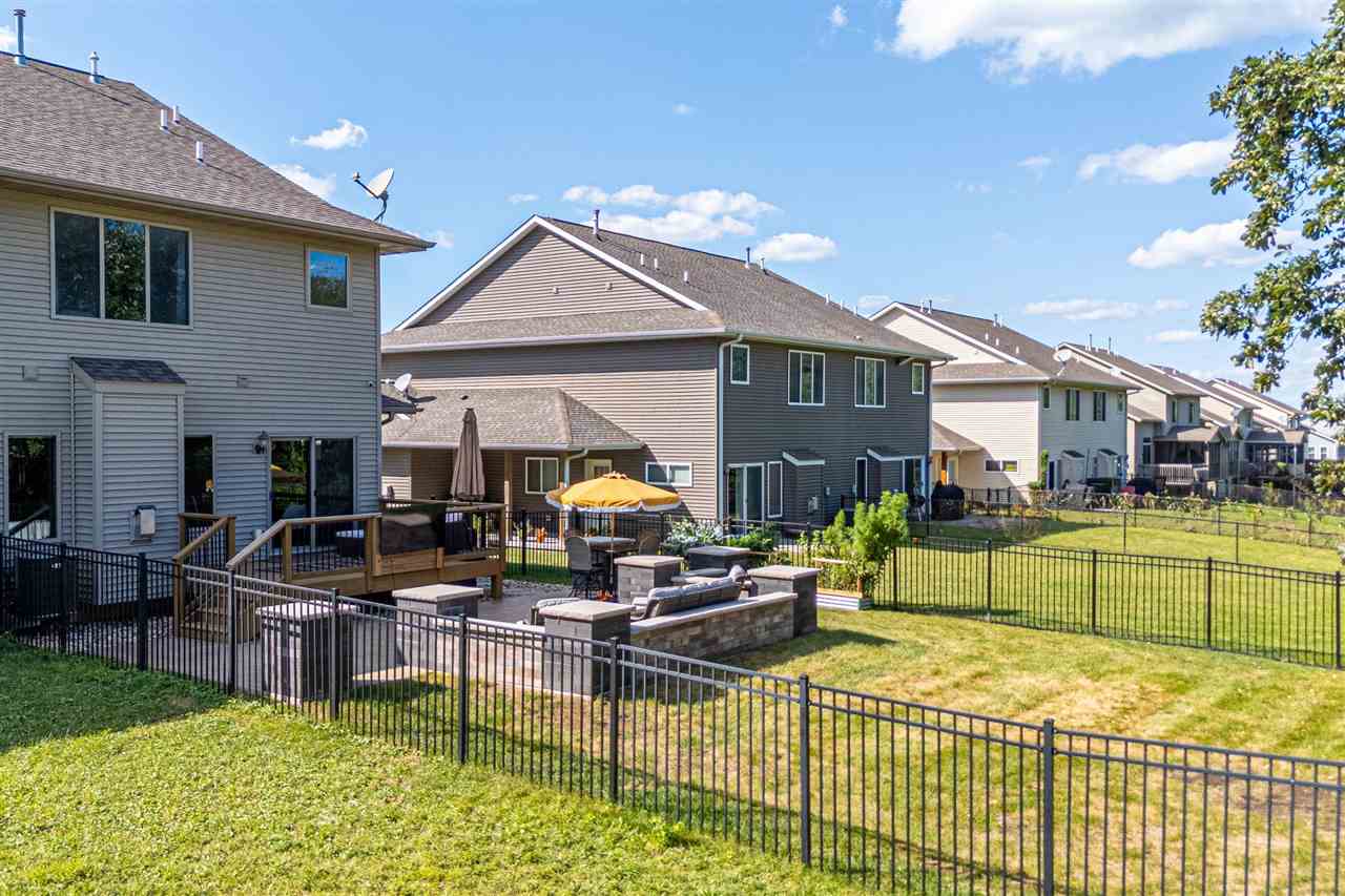 1830 Sara Court North Liberty IA 52317