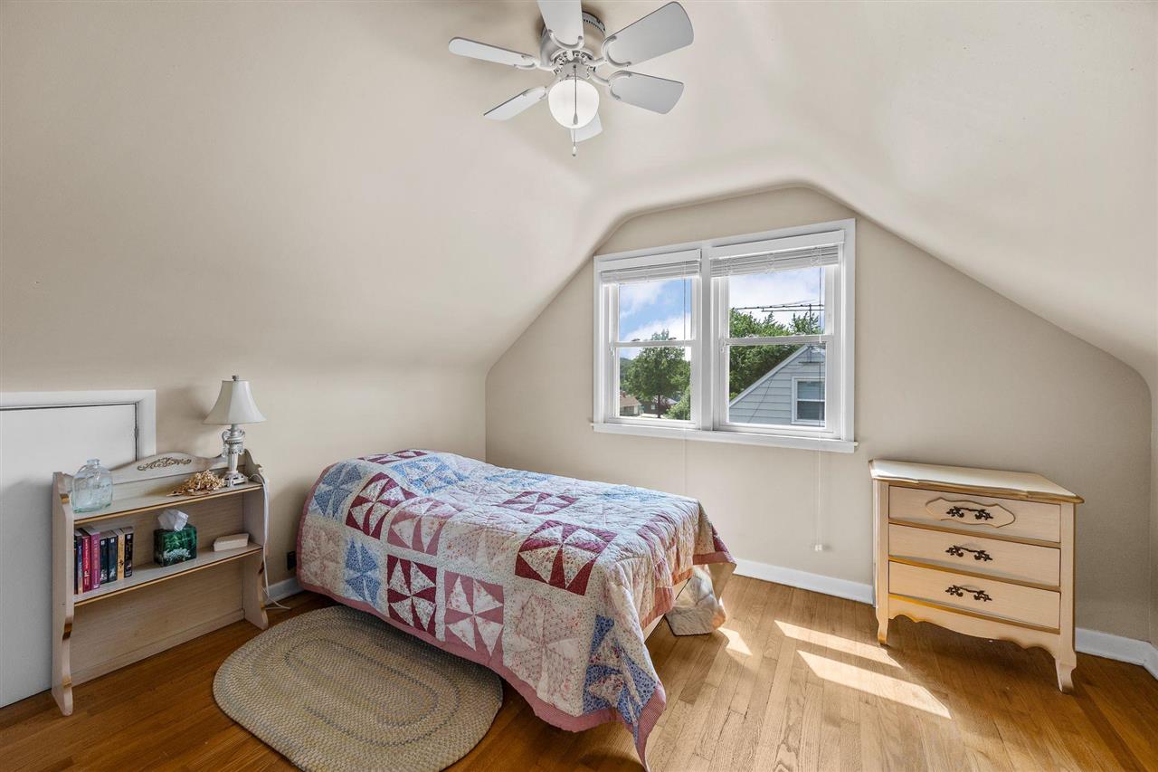 4016 Vine Avenue SE Cedar Rapids IA 52403