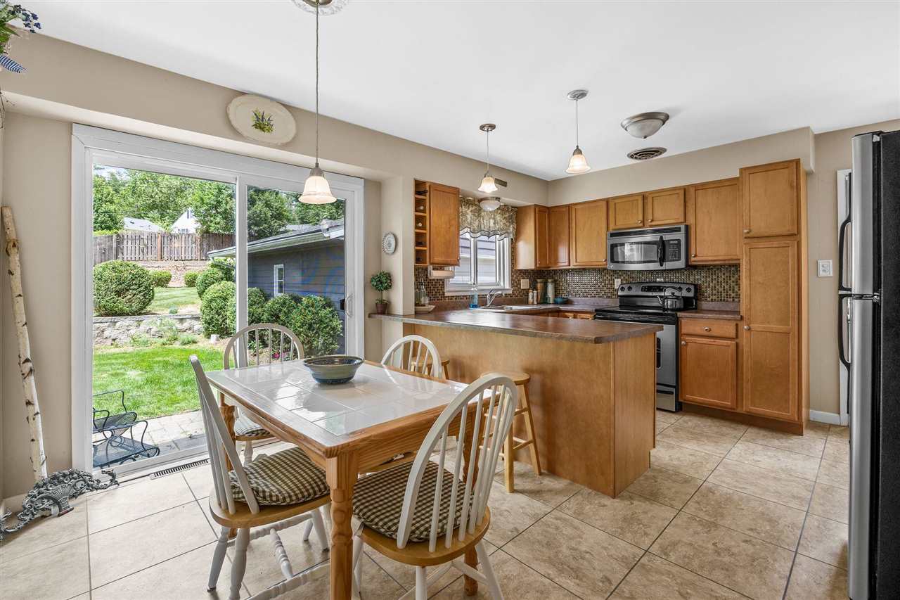4016 Vine Avenue SE Cedar Rapids IA 52403