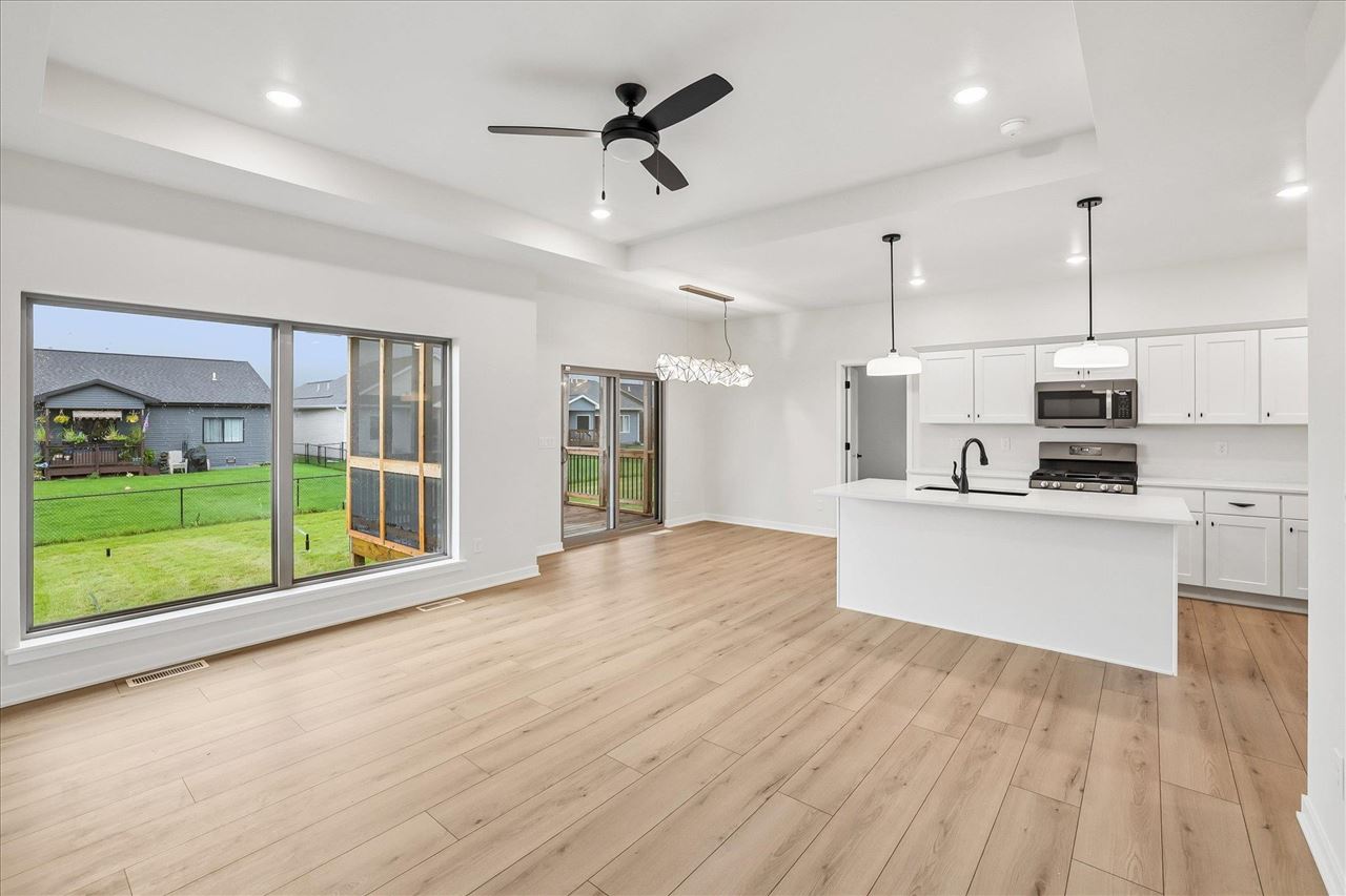 945 Ogden Lane North Liberty IA 52317
