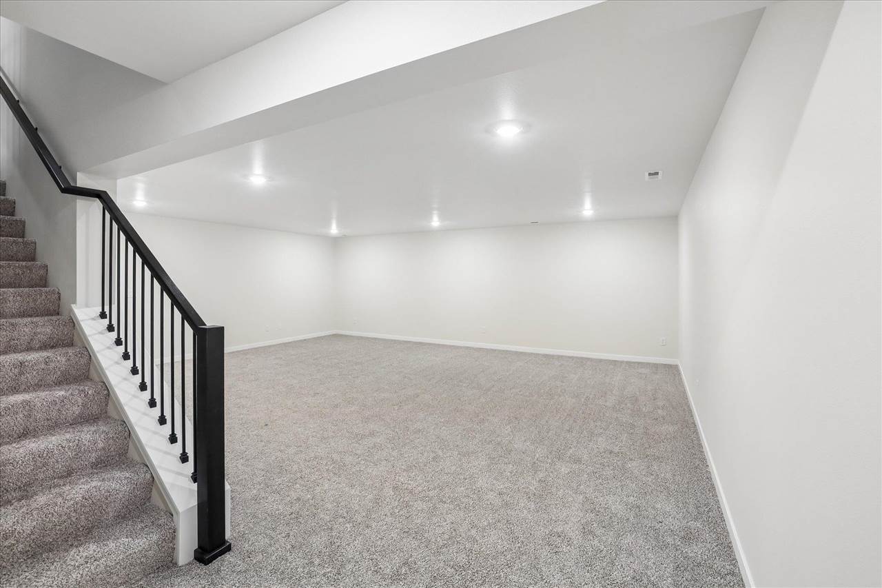 945 Ogden Lane North Liberty IA 52317