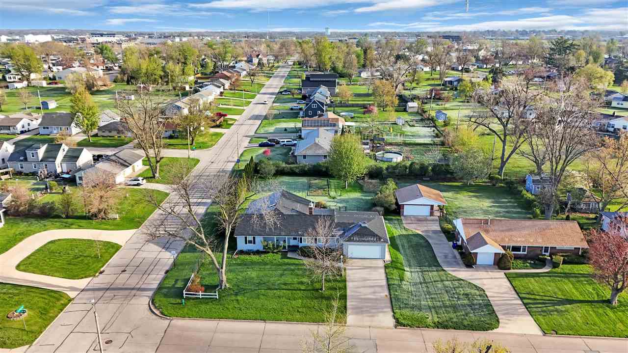 648 42nd Street NE Cedar Rapids IA 52402