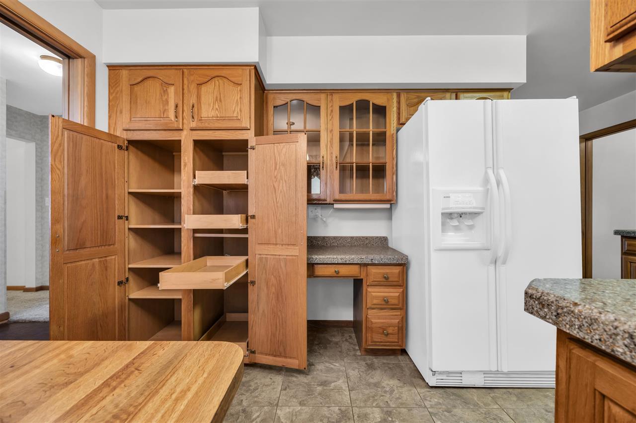 648 42nd Street NE Cedar Rapids IA 52402