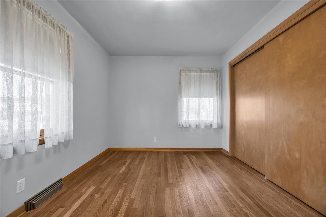 648 42nd Street NE Cedar Rapids IA 52402