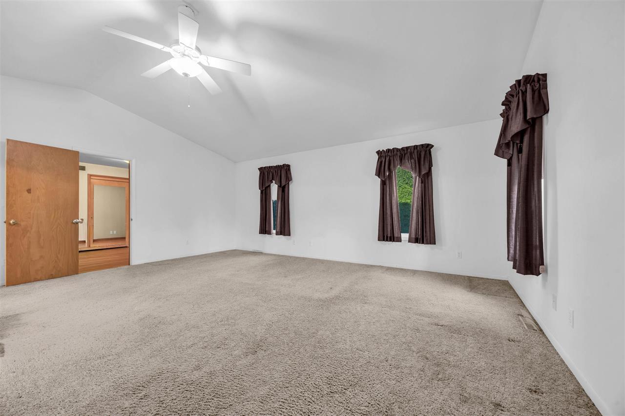 648 42nd Street NE Cedar Rapids IA 52402