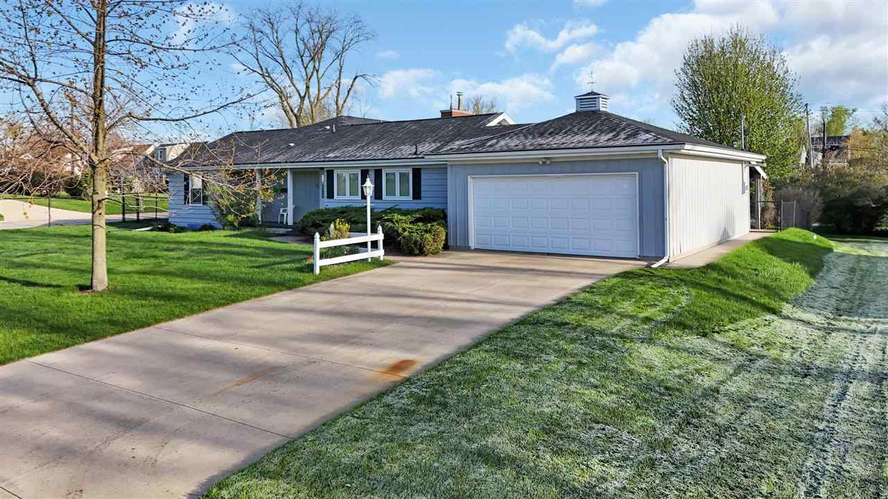 648 42nd Street NE Cedar Rapids IA 52402