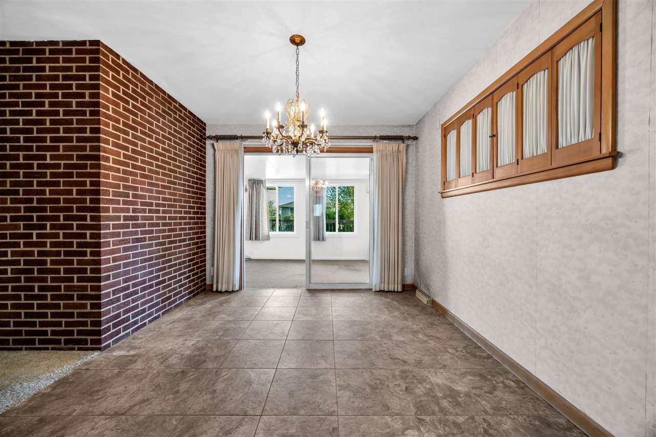 648 42nd Street NE Cedar Rapids IA 52402