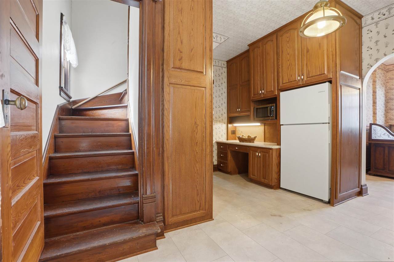 320 W Jefferson Street Washington IA 52353
