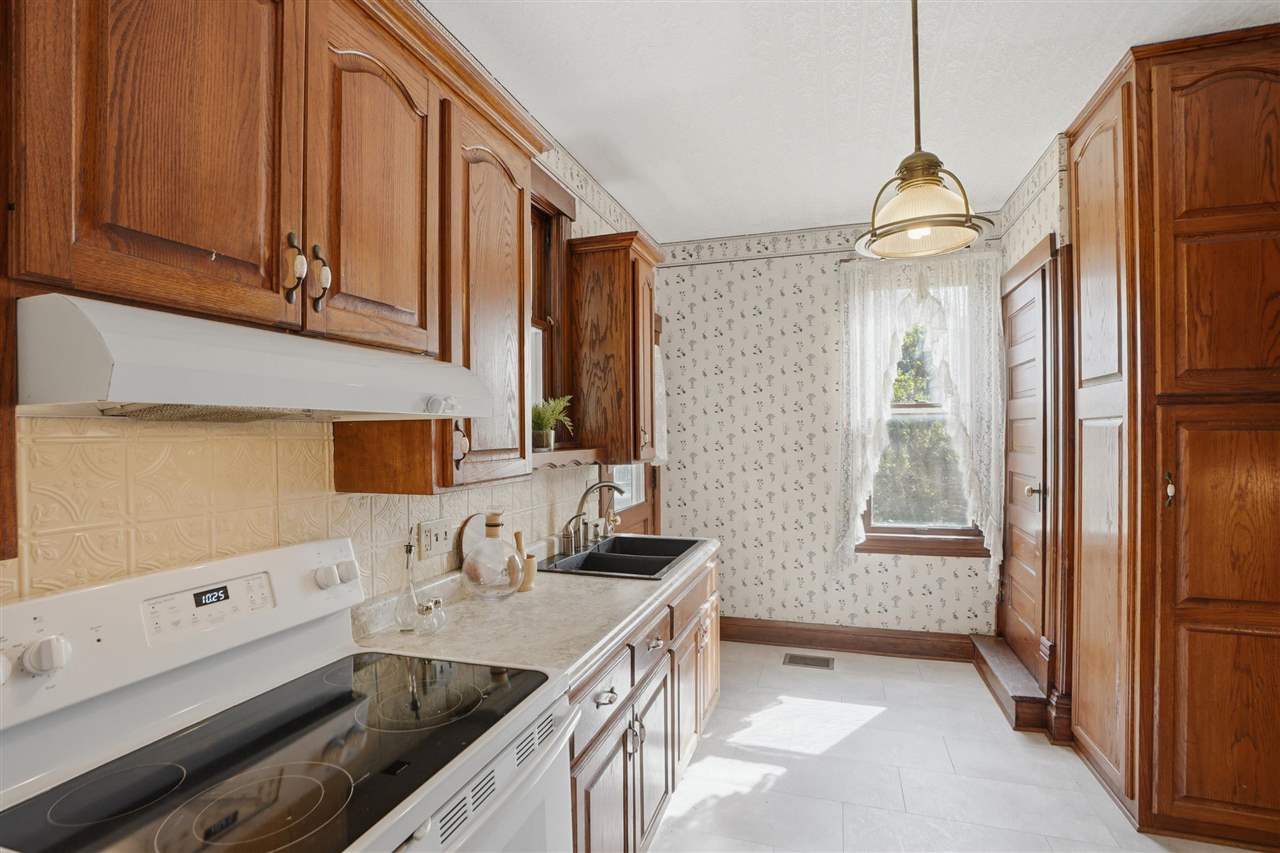 320 W Jefferson Street Washington IA 52353