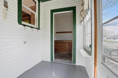 320 W Jefferson Street Washington IA 52353