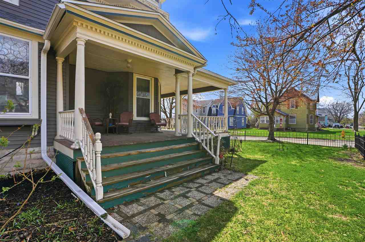 320 W Jefferson Street Washington IA 52353