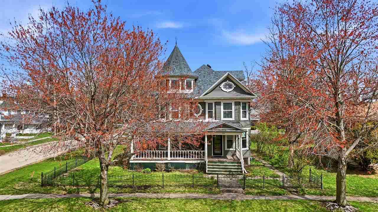 320 W Jefferson Street Washington IA 52353