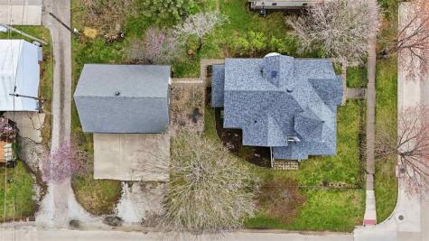 320 W Jefferson Street Washington IA 52353