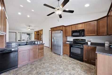 6382 Cope Drive Marion IA 52302