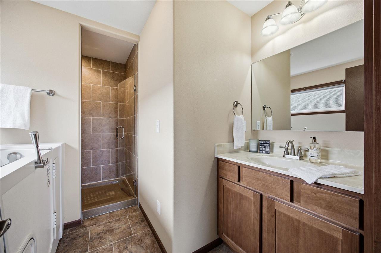 6382 Cope Drive Marion IA 52302