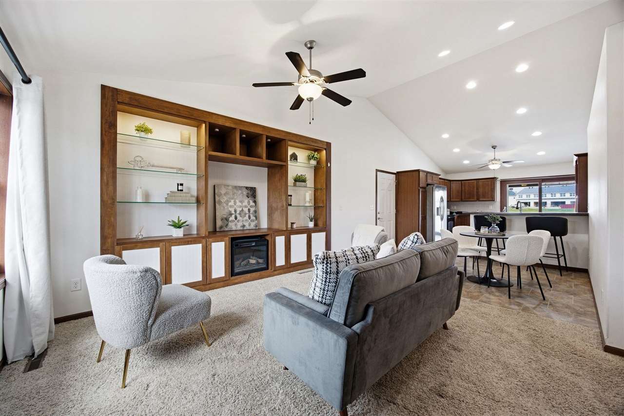 6382 Cope Drive Marion IA 52302