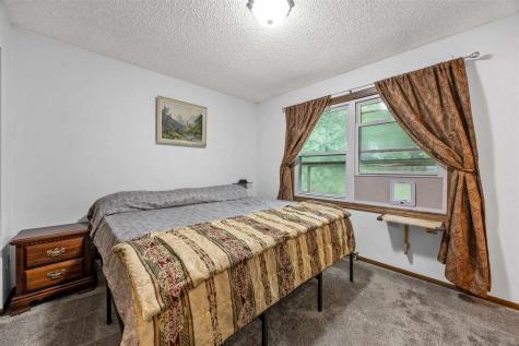 2238 Russell Drive Iowa City IA 52240