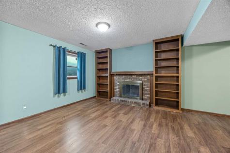 2238 Russell Drive Iowa City IA 52240