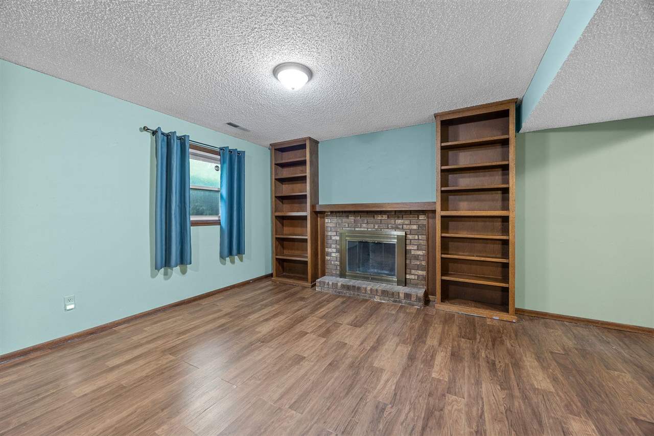 2238 Russell Drive Iowa City IA 52240
