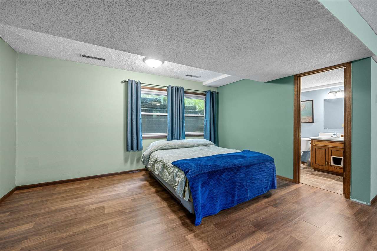 2238 Russell Drive Iowa City IA 52240