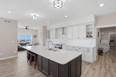 505 Dogwood Lane Tiffin IA 52340