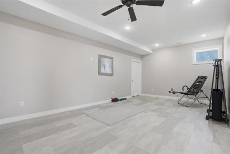 505 Dogwood Lane Tiffin IA 52340