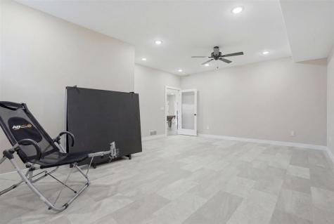 505 Dogwood Lane Tiffin IA 52340