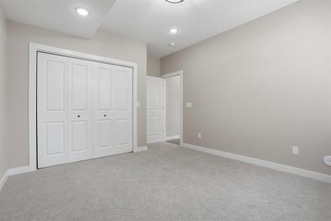 505 Dogwood Lane Tiffin IA 52340