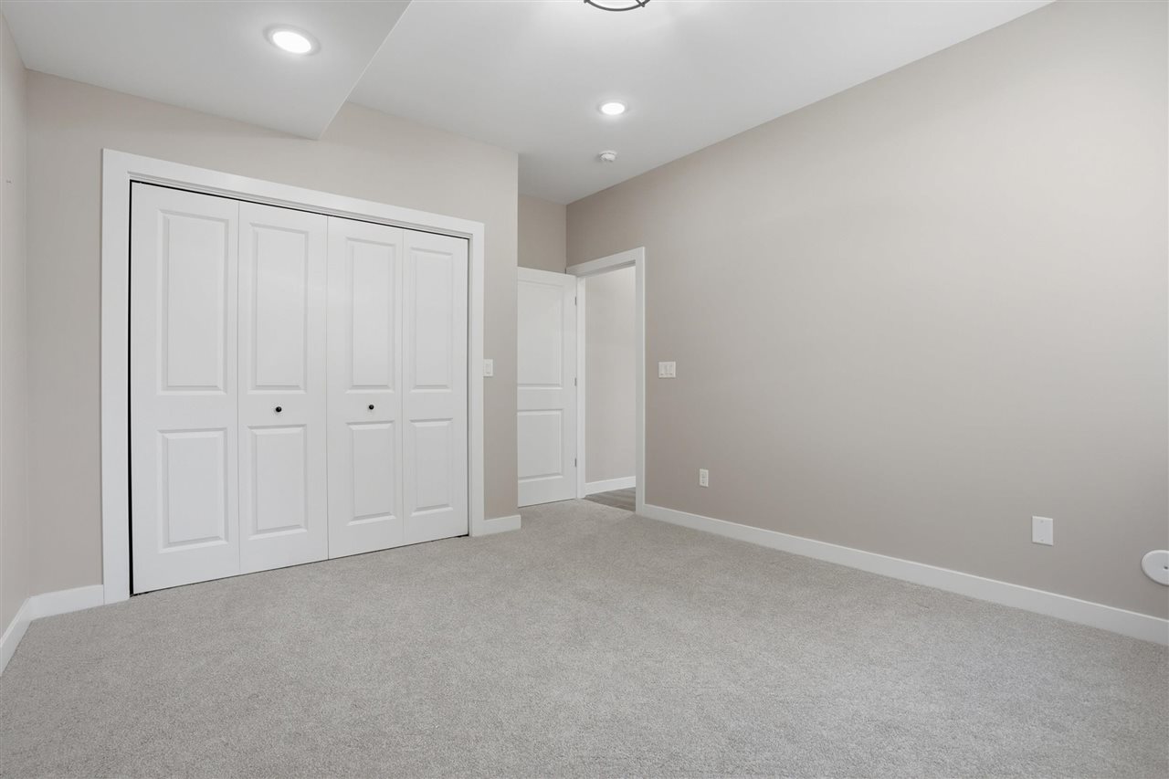 505 Dogwood Lane Tiffin IA 52340