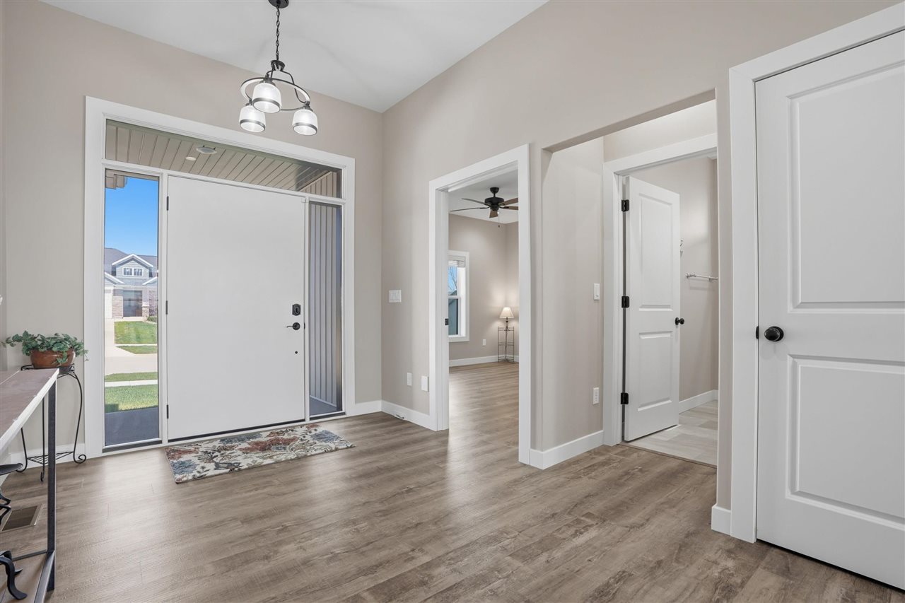 505 Dogwood Lane Tiffin IA 52340