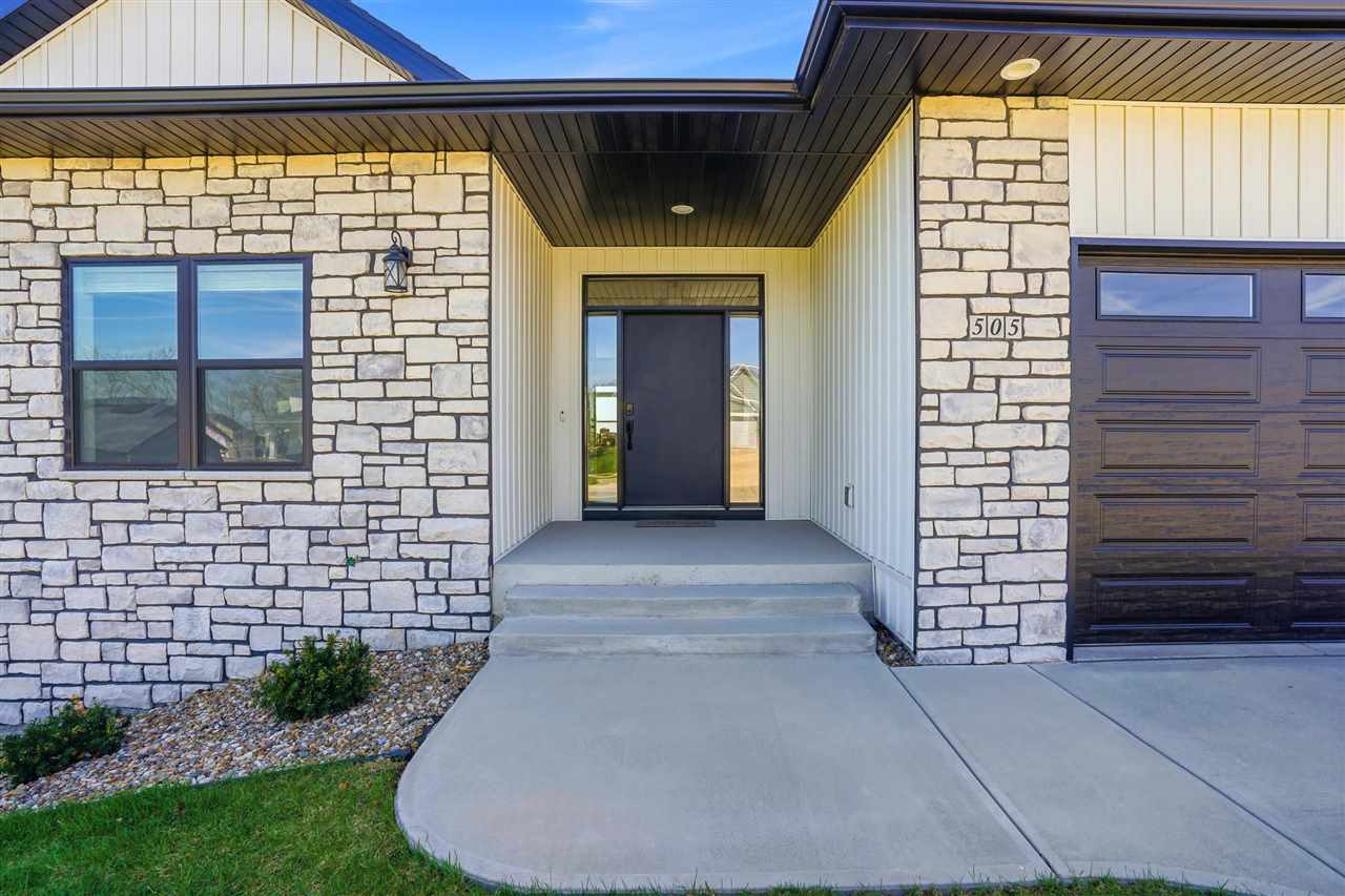 505 Dogwood Lane Tiffin IA 52340